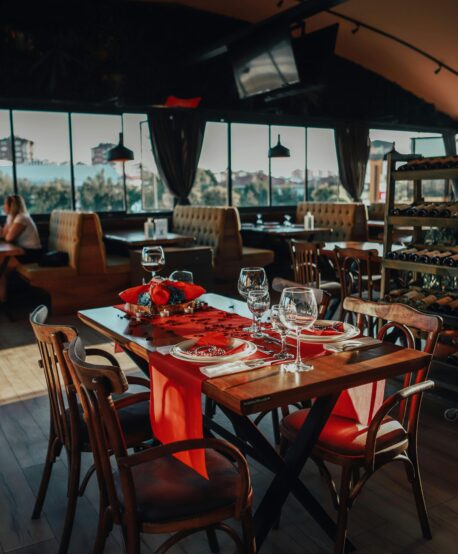 Services Dine in Place